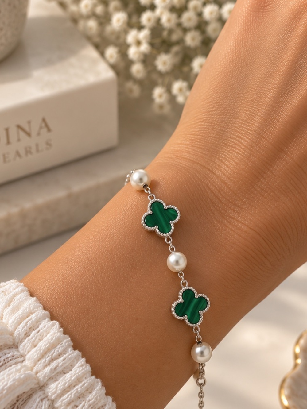 New fresh water pearl and malachite clover bracelet